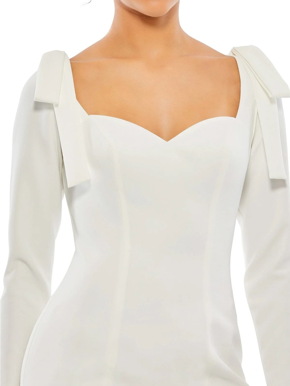MAC DUGGAL - Queen Anne Neck Cocktail Dress